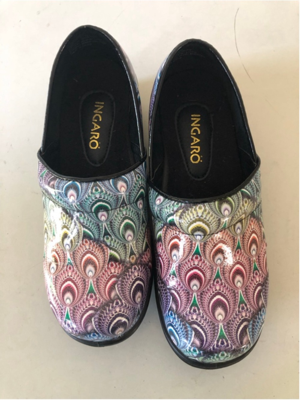 Size 7 INGARO Pro Clogs Peacock Pattern Patent Leather Whimsigoth Trippy Nurse